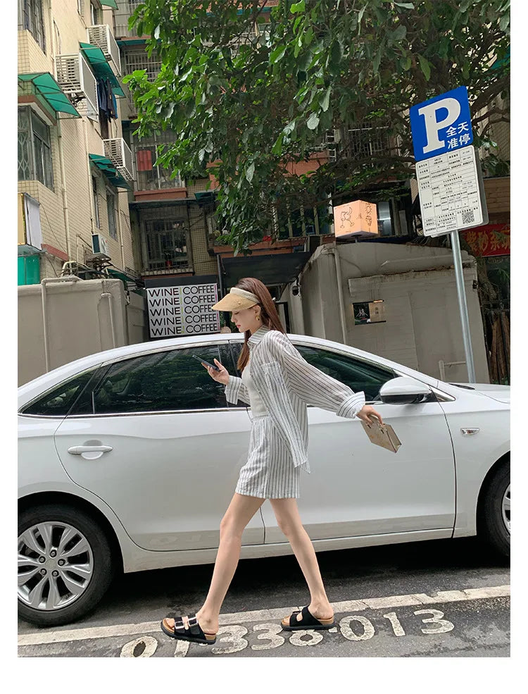 Females Shoes Wholesale Chunky Shoes Birkenstocks Footwear Sleepers slippers for Women Pvc slippers Ladies Wholesale slippers